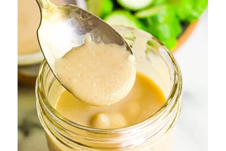 Une sauce moutarde et jus de grenade bio