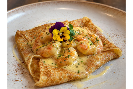 Crêpes salées roulées avec gambas